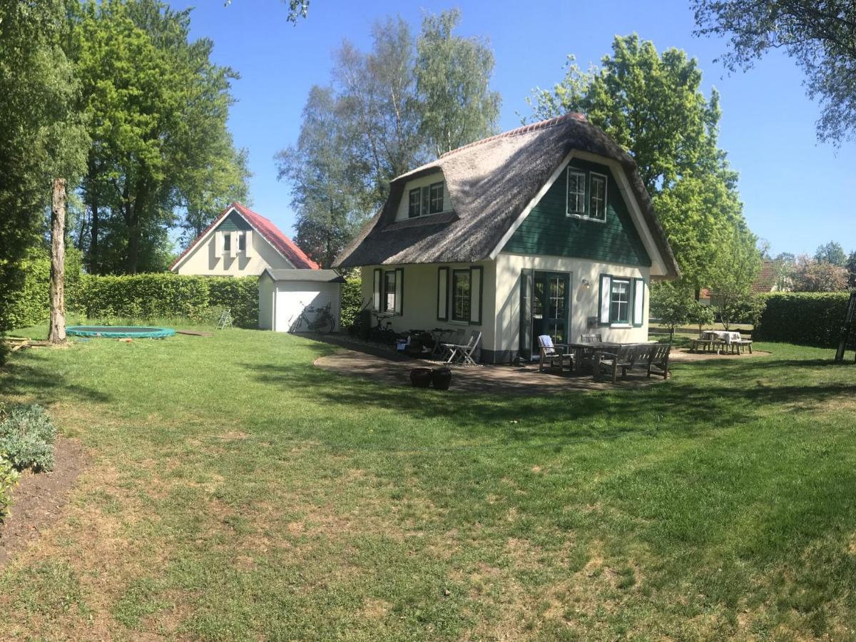 Beautiful Holiday Home In Heeten With Private Garden Zimmer foto